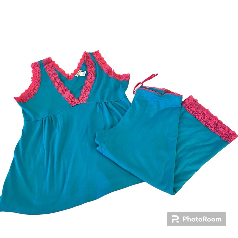 COTN Cropped Lace Trim Pajama Set. Size Large.